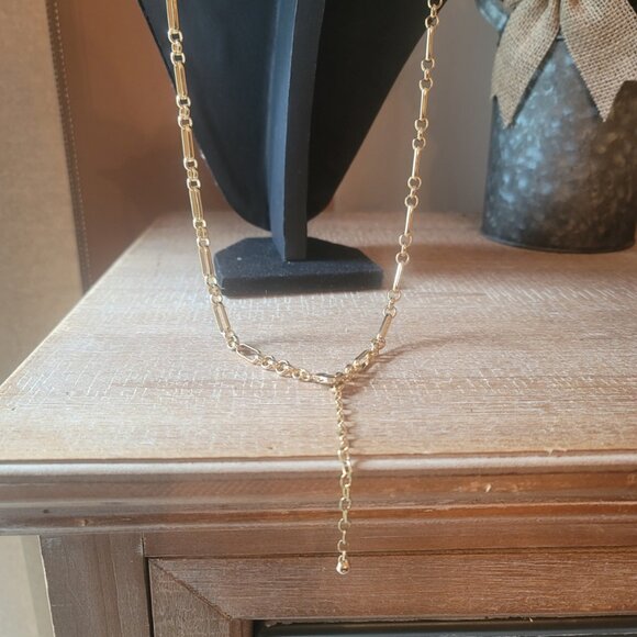 Chunky Gold Tone Chain & Pendant/Locket Necklace. Rhinestone center. Brand new. - Picture 8 of 9